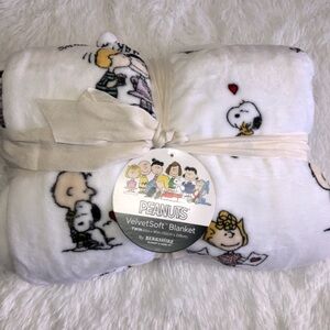 Snoopy, Peanuts, Blanket TWIN